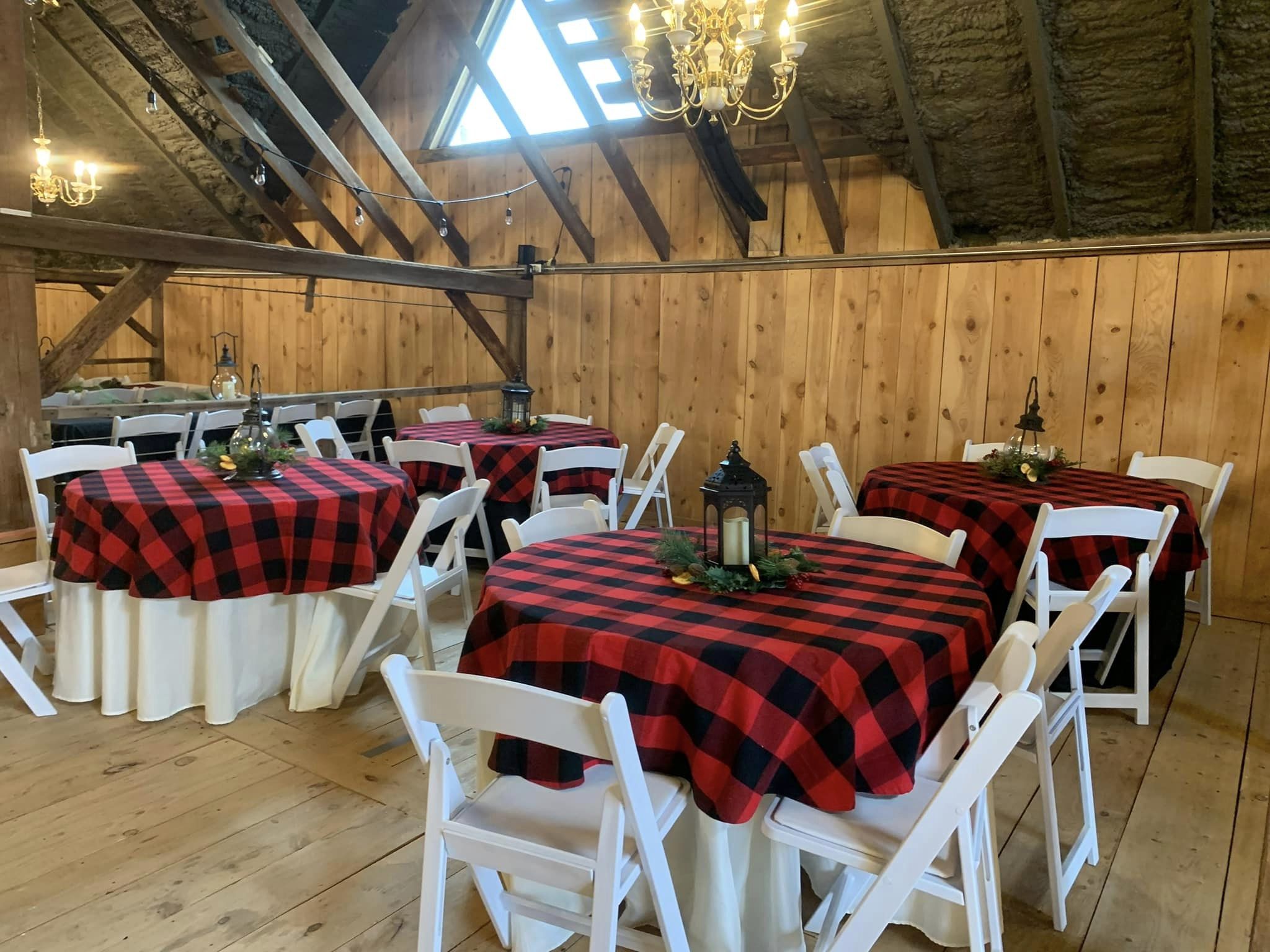 plaid table clothes at Christmas party